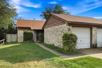 Building Photo - 8918 Fall River Dr