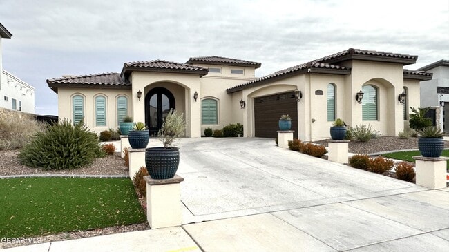 Foto del edificio - 12408 Fresh Water Dr