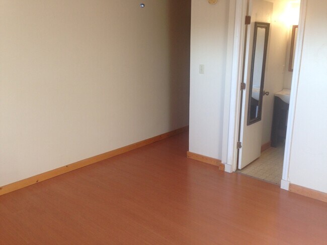 Foto del edificio - 1 Bedroom Condo in Fort Sanders near UT La...