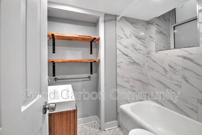 Foto del edificio - 2809 Main St