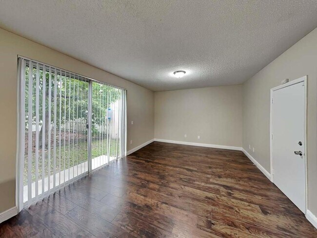 Foto del edificio - 538 NW 157th Ln