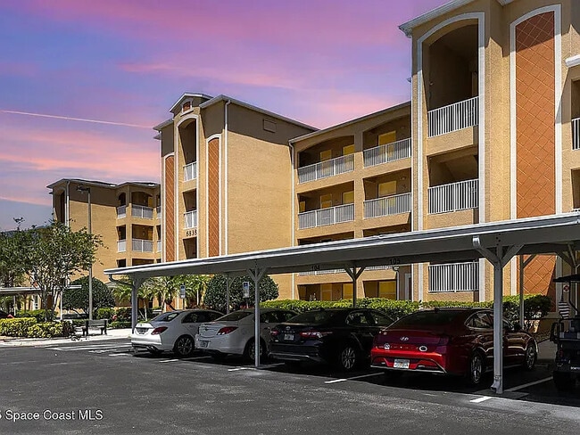 Foto del edificio - 6838 Toland Dr