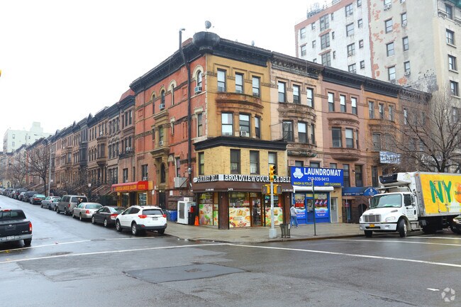 Building Photo - 3478 Broadway