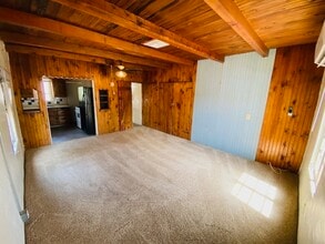 Building Photo - 661 N Desert Ave