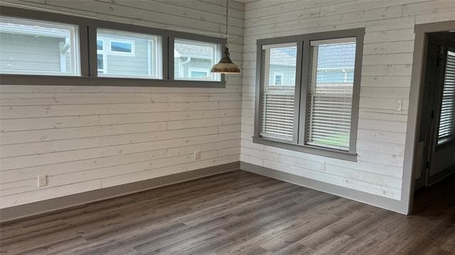 Building Photo - 405 Carneros Dr