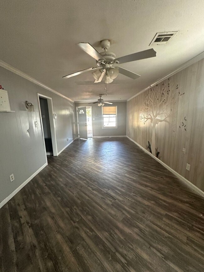 Foto del edificio - 2638 Deeb Dr