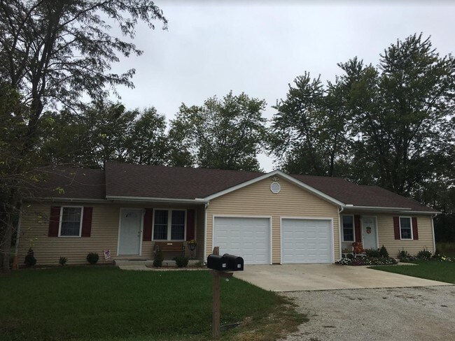 Foto del edificio - 1 Whispering Pines Ct