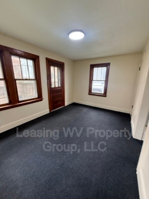 Foto del edificio - 1319 Payne Ave