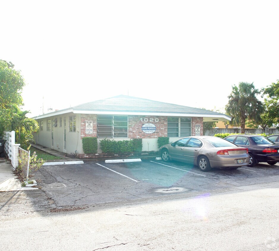 Foto del edificio - 1020 NE 10th Ave