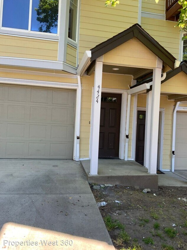 Foto principal - 3 br, 3 bath House - 4424 NE Nicholson Loop