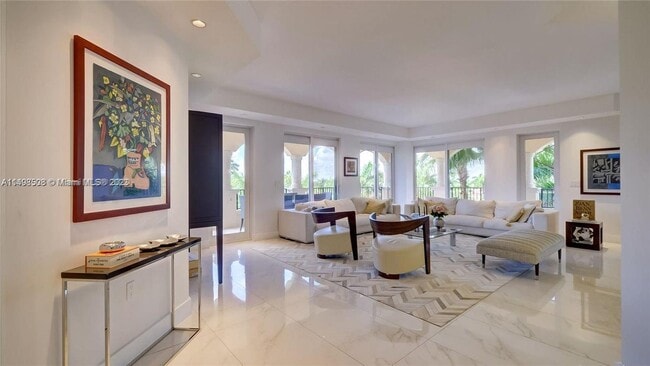 Building Photo - 13637 Deering Bay Dr