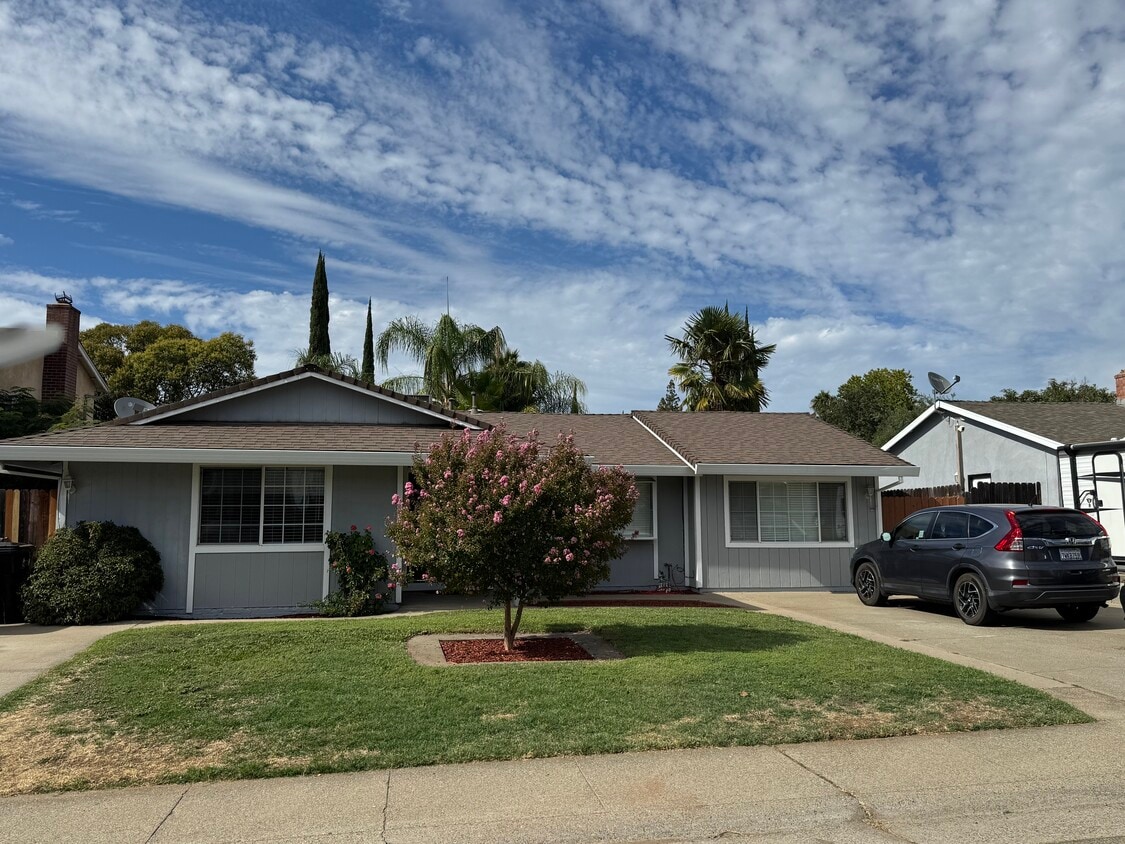Primary Photo - 5116 Rabeneck Way