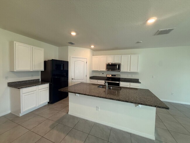 Building Photo - 11106 Amber Ridge Dr