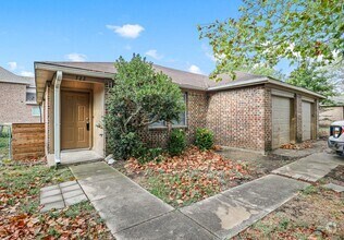 Building Photo - 722 Prairie Creek Dr