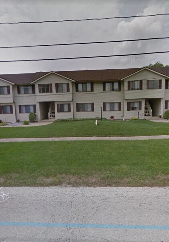 28325 Simmons Rd Unit 2, Perrysburg, OH 43551 Apartments 28325