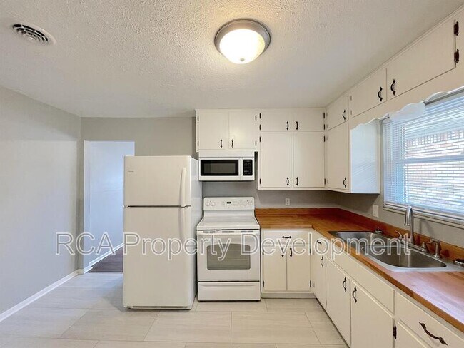 Foto del edificio - 409 S Gray St