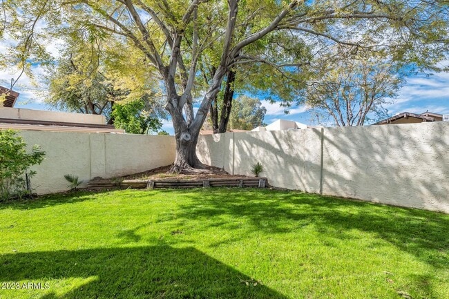 Foto del edificio - Welcome to your new home in Lake Biltmore Estates!