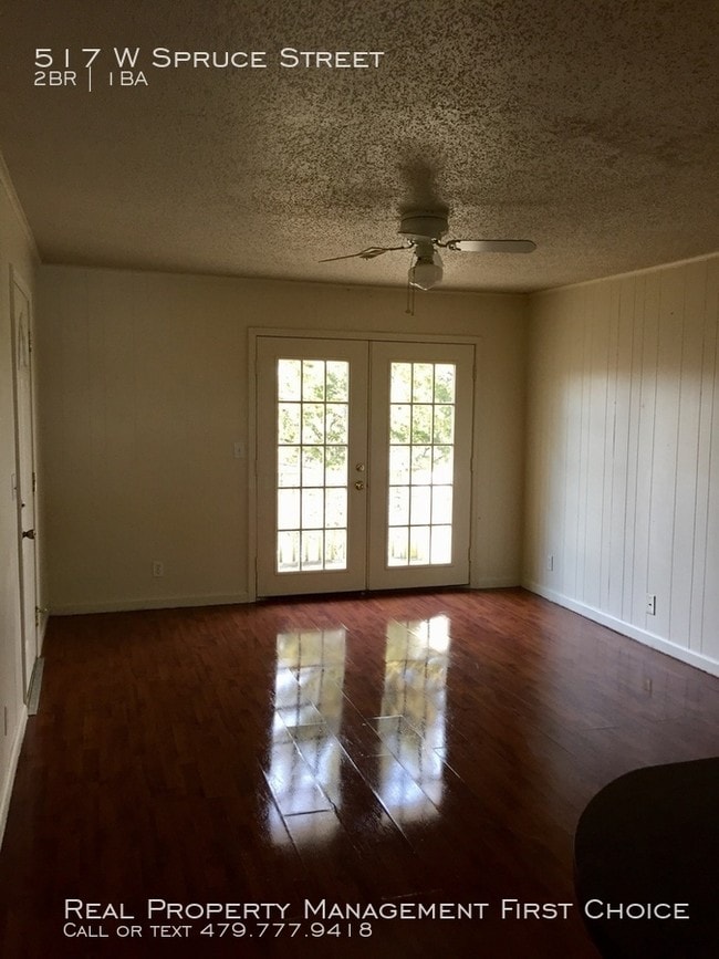 Foto del edificio - 517 W Spruce St