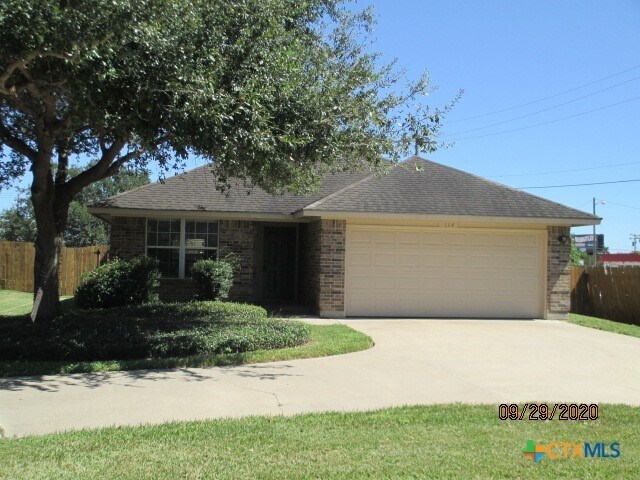 Building Photo - 114 Jocelyn Cir