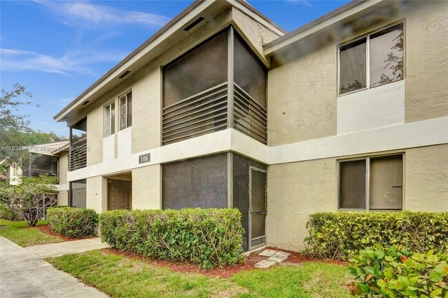 Building Photo - 106 Gardens Dr