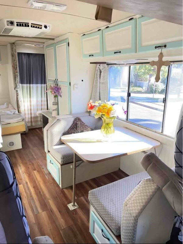 Foto del edificio - 3133 Homestead Rd