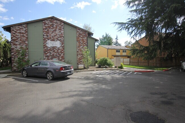 Foto del edificio - 414 E 9th St