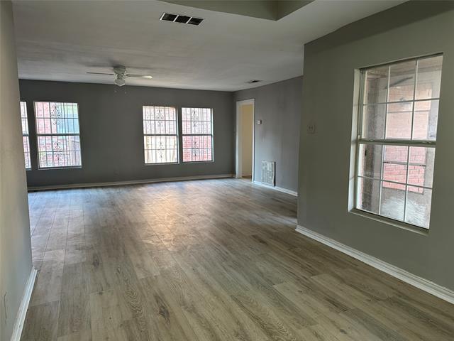 Foto del edificio - 6719 Kenwell St