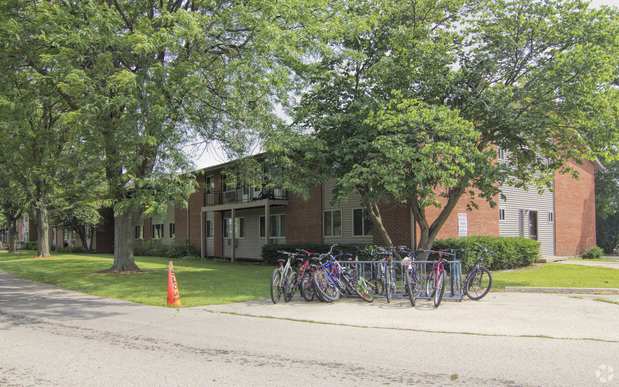 Foto principal - Parkside Drive Apartments