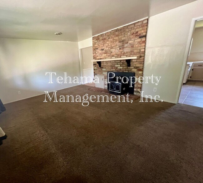 Foto del edificio - 3 Bedroom 2 Bath Centrally located in Downtown Red Bluff