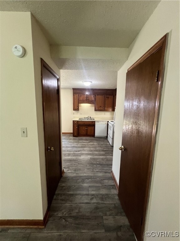 Building Photo - 2611 N Stedman Dr