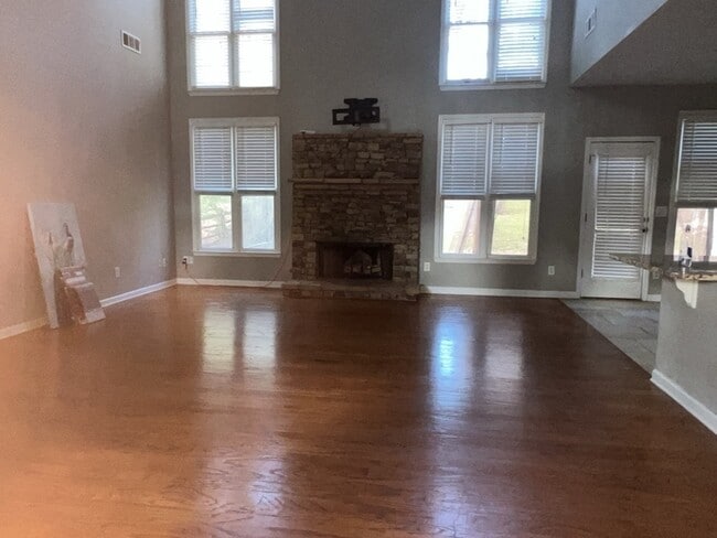 Building Photo - 13065 Tidewater Crossing