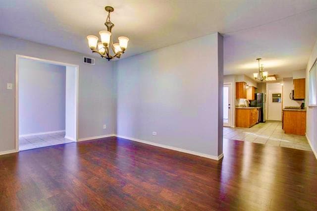 Building Photo - 505 Melrose Dr