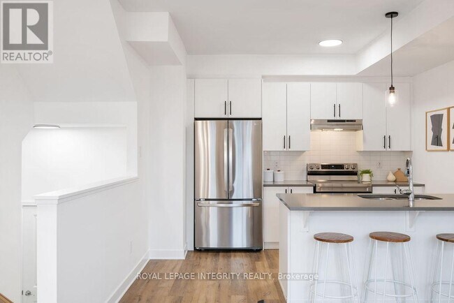 Photo du bâtiment - 182 Visor Private