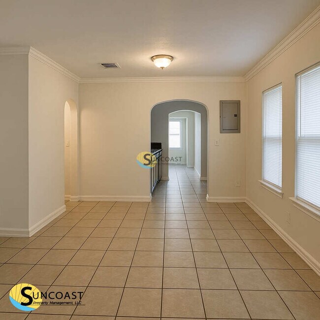 Foto del edificio - 478 W 58th St