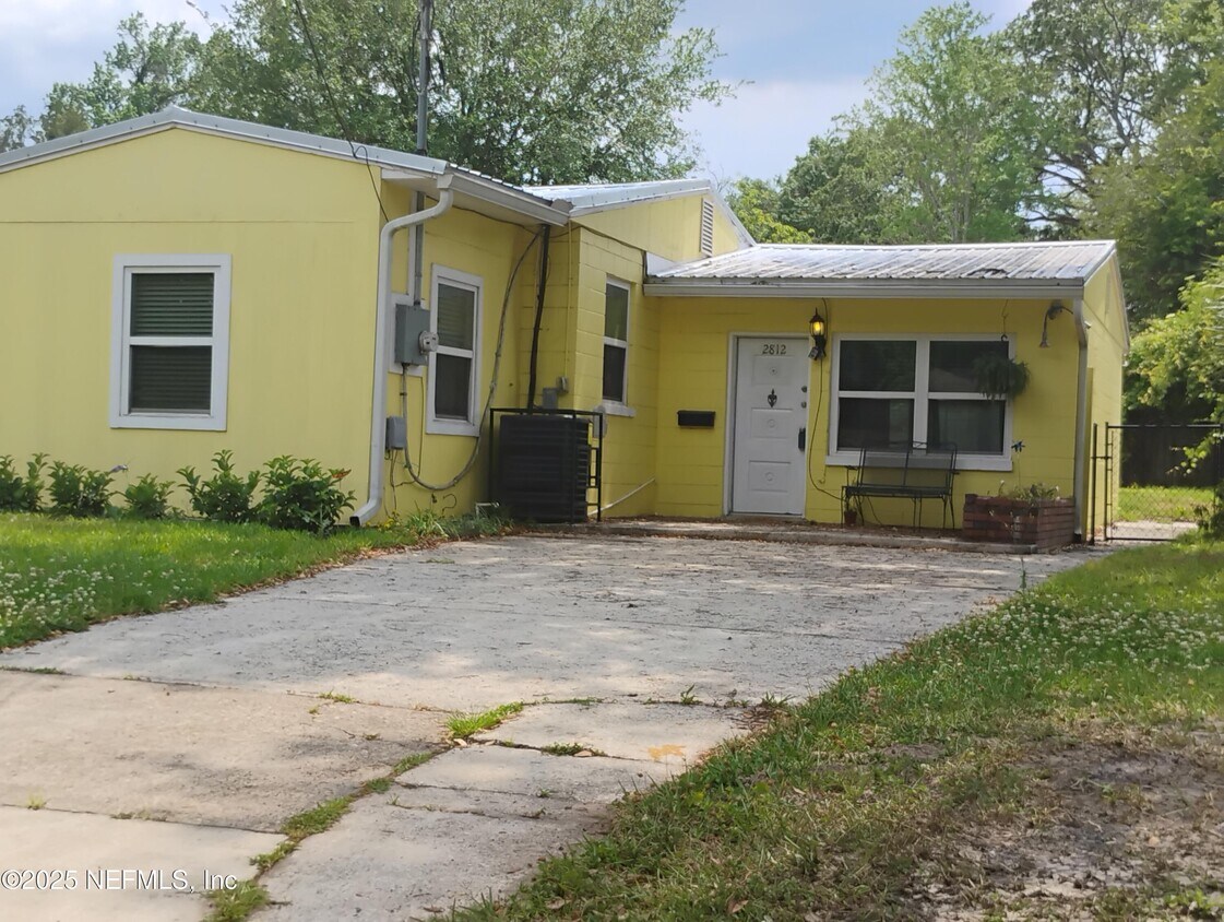 Foto principal - 2812 Ernest St