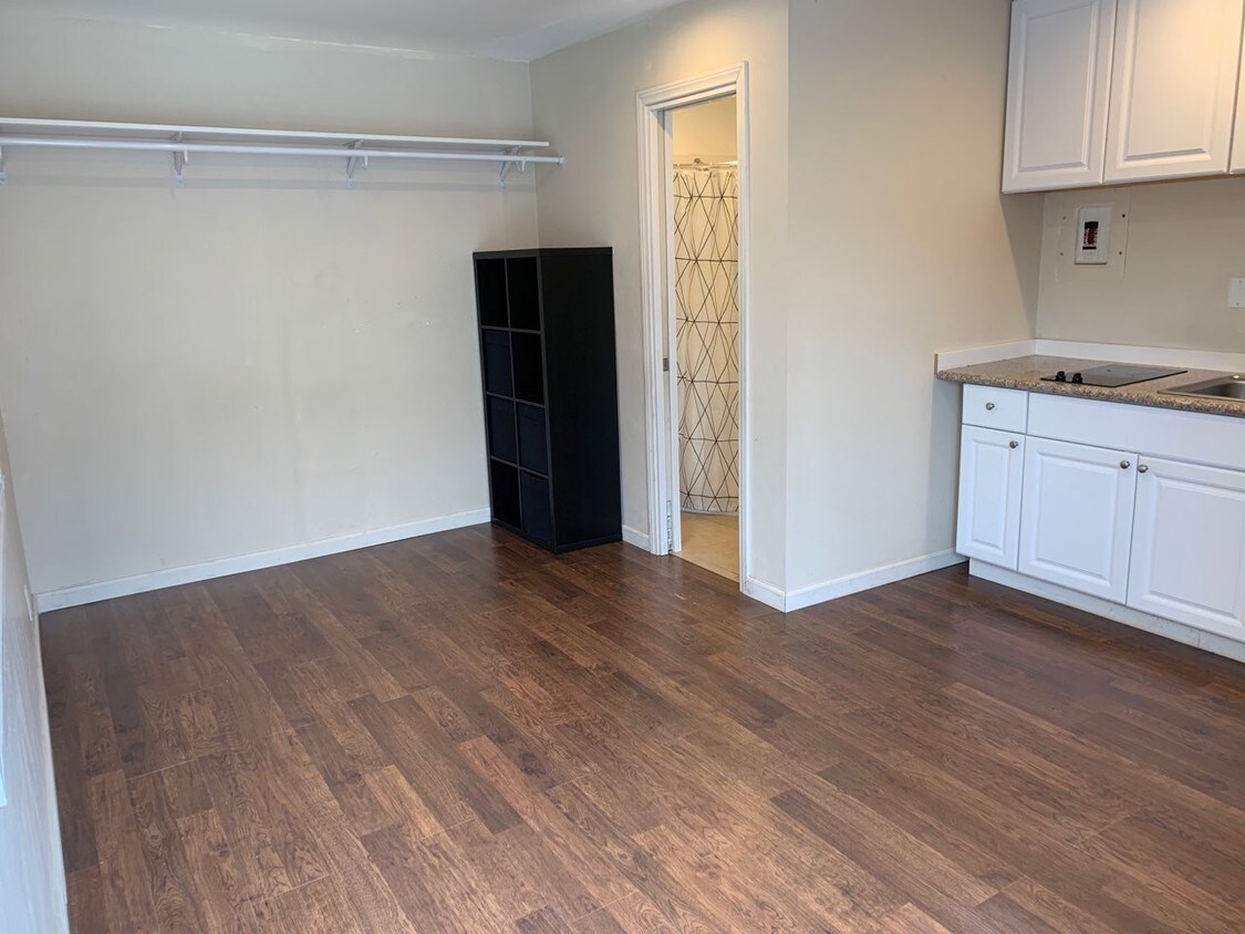 Foto del edificio - 4143 W 149th St
