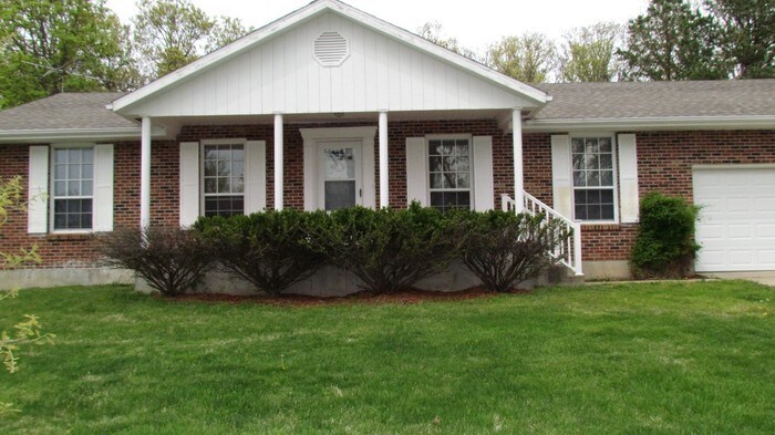 Foto principal - Available NOW!!