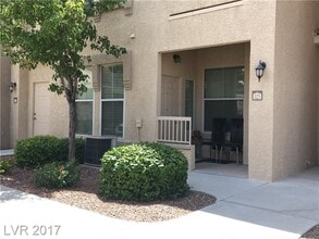 Building Photo - 10550 W Alexander Rd