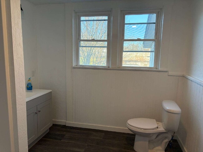 Building Photo - Completely Remodeled 3-Bedroom Home – Move-In Ready in Great Sidney Neighborhood