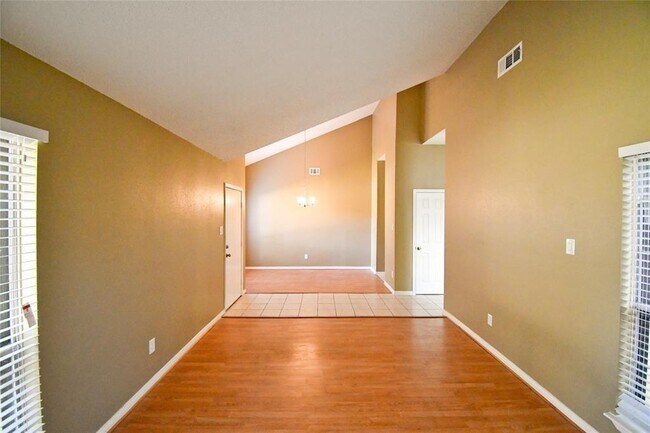 Foto del edificio - 2618 Quarry Hill Rd