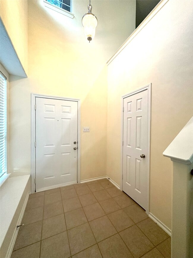 Building Photo - 254 Liriope Ct