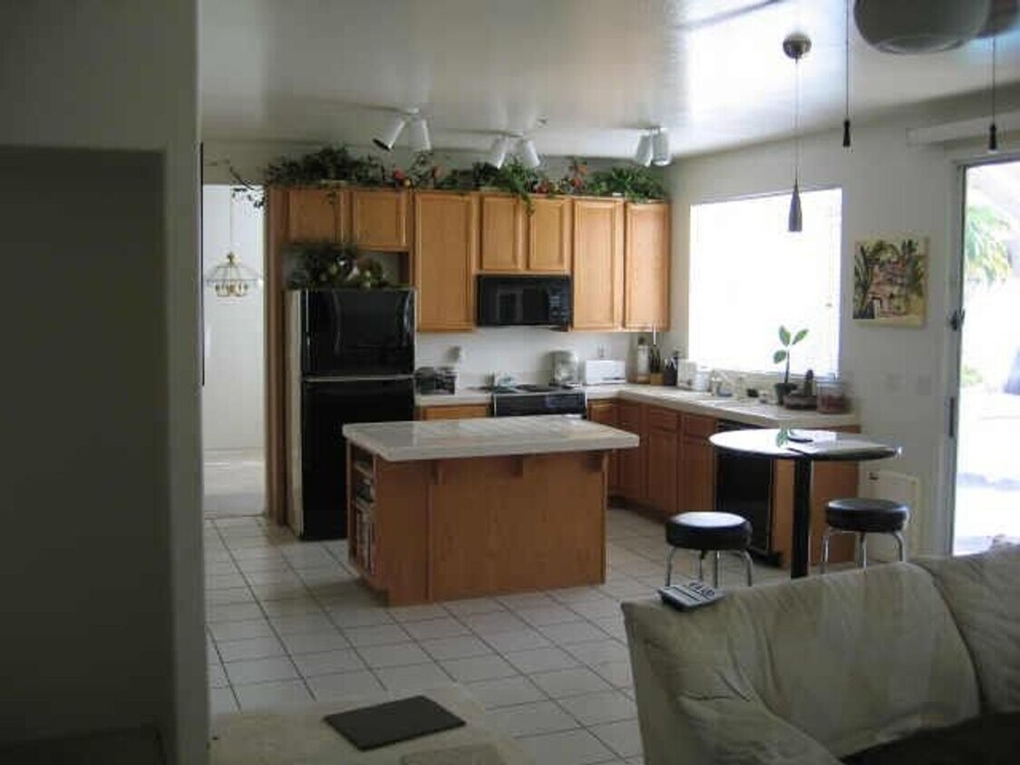 Foto del edificio - Gorgeous 4 bedroom Scottsdale home with POOL and 3 car garage