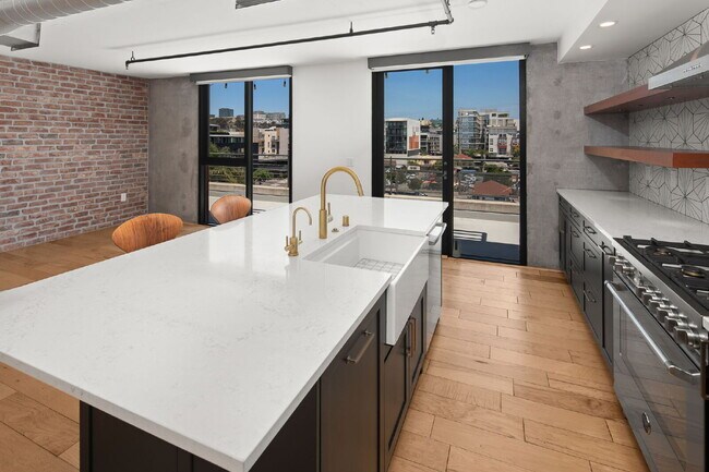Foto del edificio - 1780 Kettner Blvd