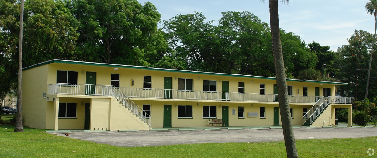 Primary Photo - Cactus Flower Apartments