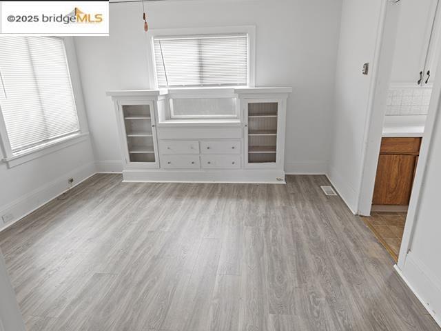 Foto del edificio - 5549 Harvey Ave