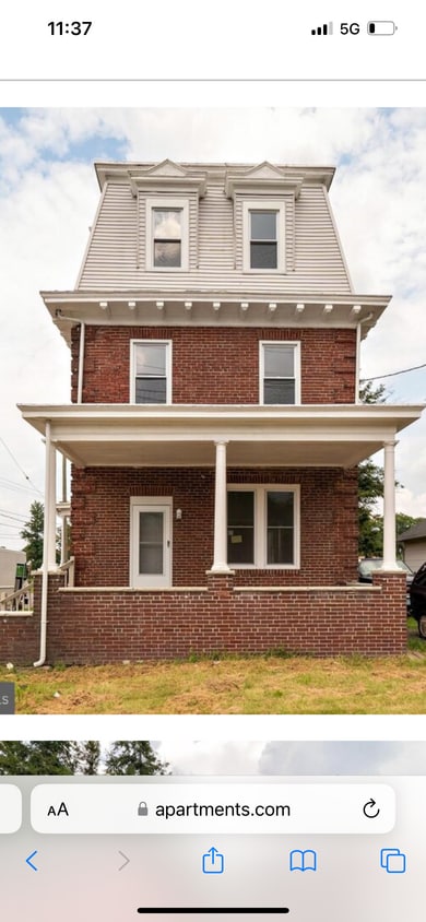 Primary Photo - 252 Parkway Ave