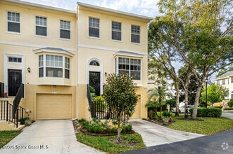Building Photo - 1635 42nd Square