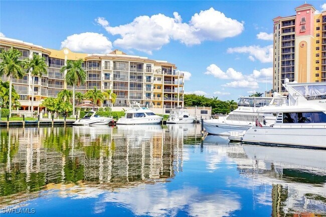 Foto del edificio - 5793 Cape Harbour Dr