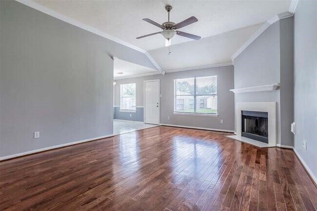 Foto del edificio - 221 Armand Bay Dr