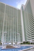 Building Photo - 1800 N Bayshore Dr